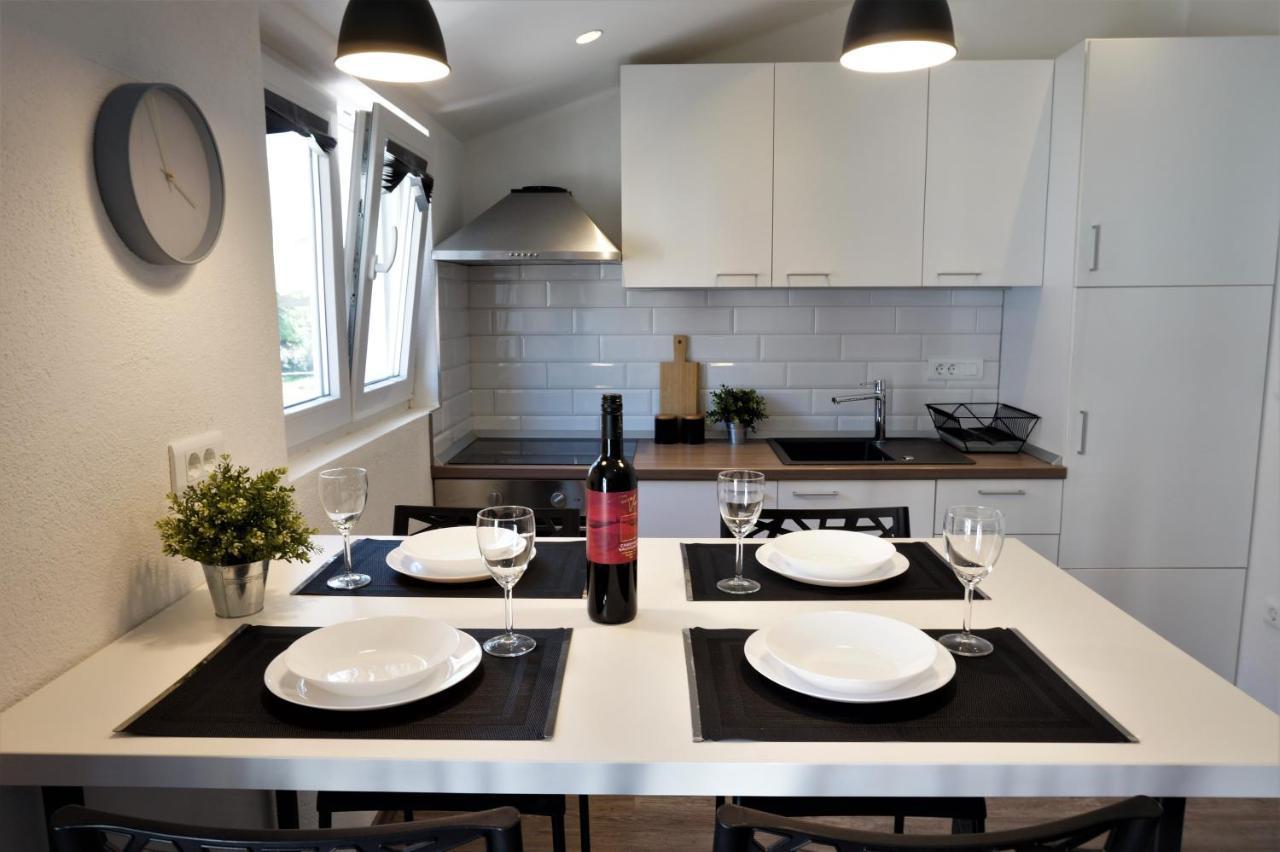 Apartment Cosy & Sweet มาคาร์สกา ภายนอก รูปภาพ